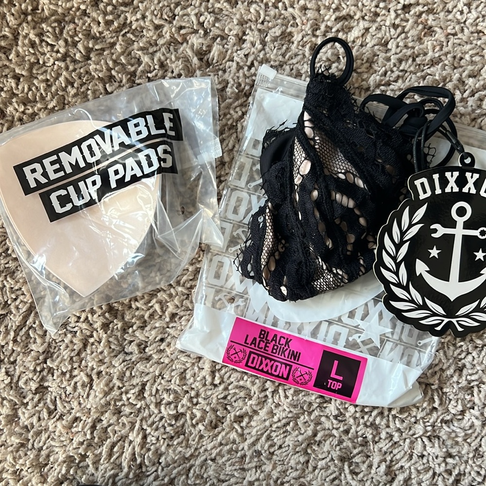 Dixxon Lace Bikini - Picture 5 of 5